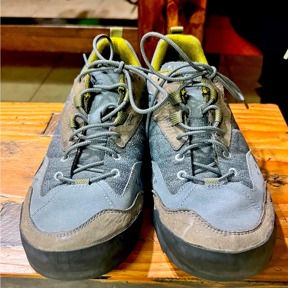 Merrell Hiking Shoe Leather Mesh Men US 10 Castle Rock